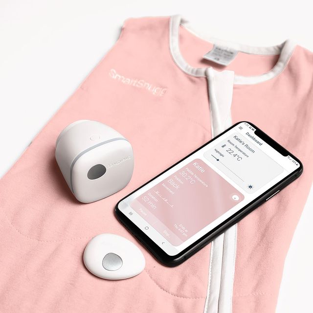 SmartSnugg SmartBridge - SmartSnugg Tech Bundle - SmartSnugg SmartPebble the low-energy Bluetooth transmitter of your child's internal sleeper temperature and sleeping position. Baby monitor - Temperature monitor - Position monitor - Shop Snooze